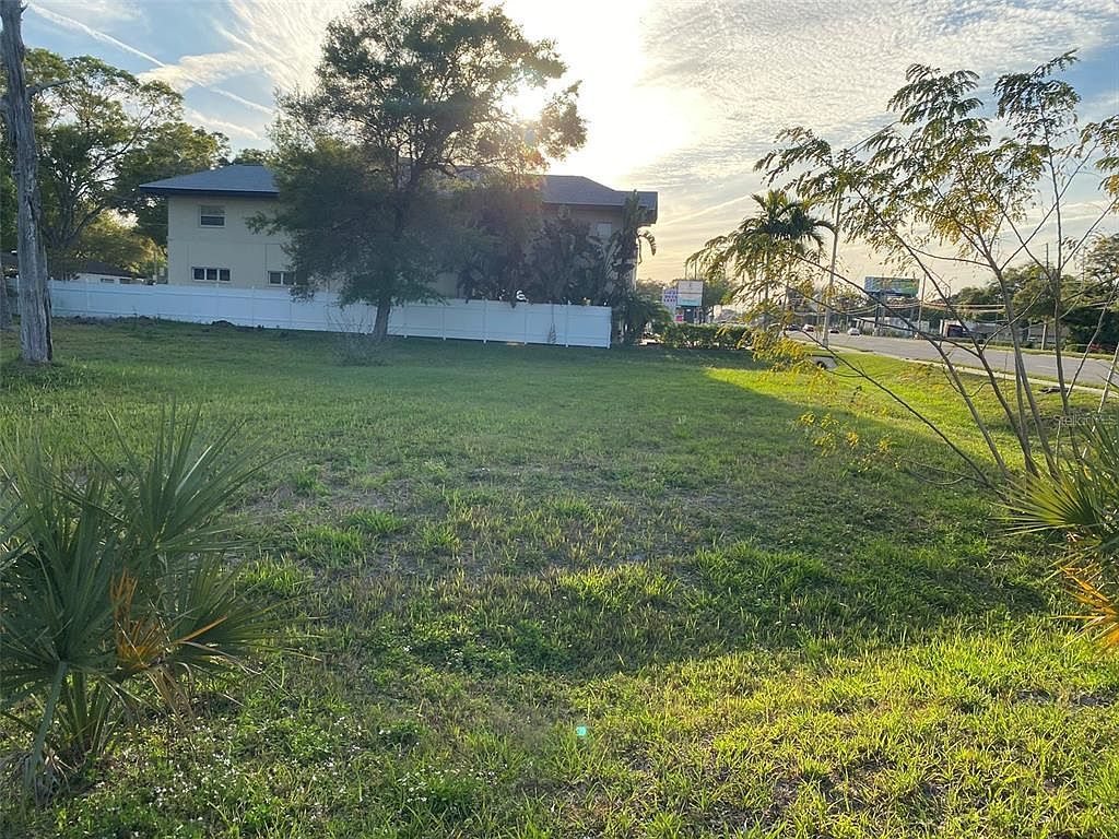 5670 Roosevelt Blvd #4 Clearwater, FL 33760 | Land/Lot