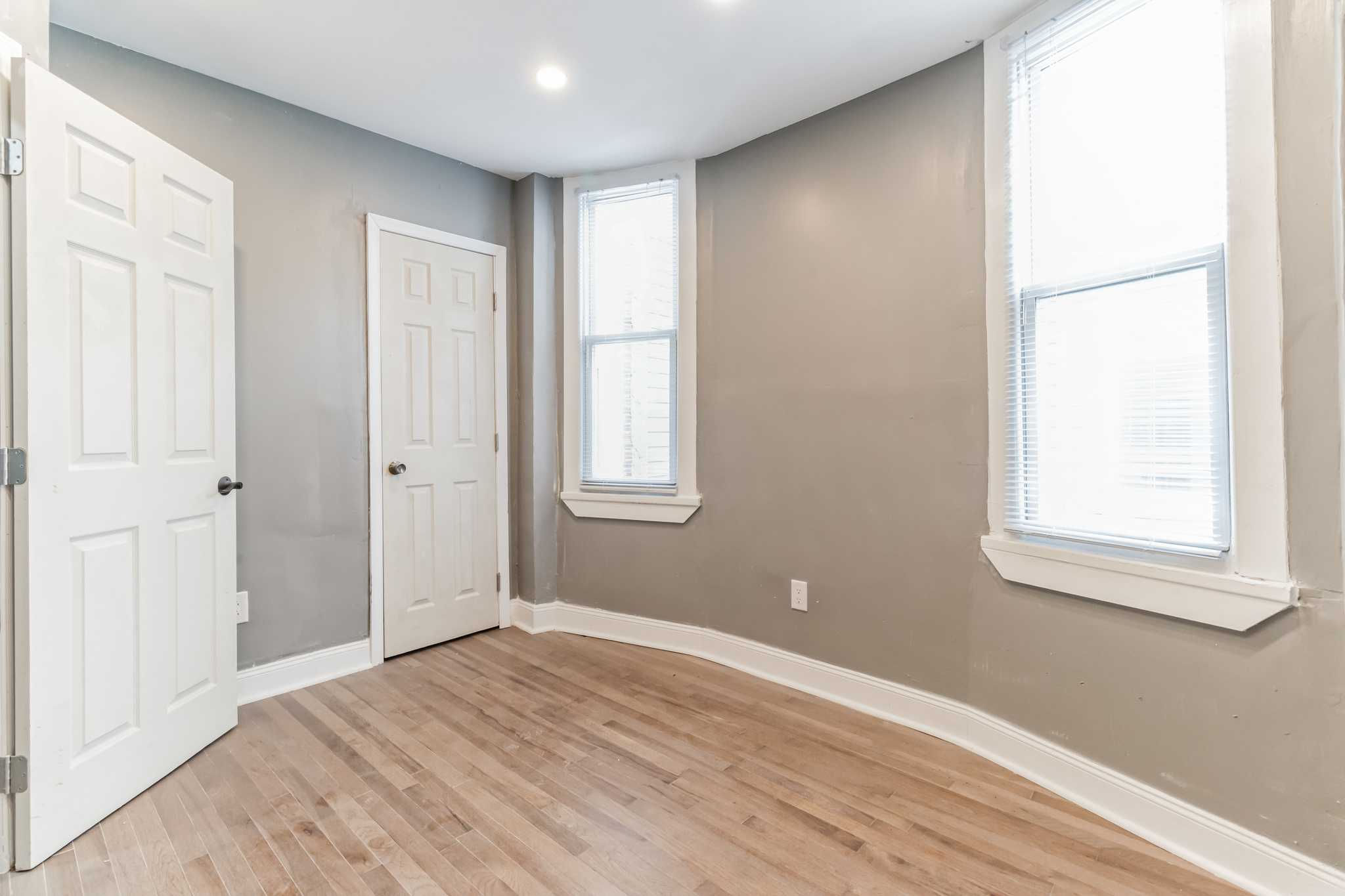 5412 Pine Street, Philadelphia, PA, USA, 19143  | Town Home