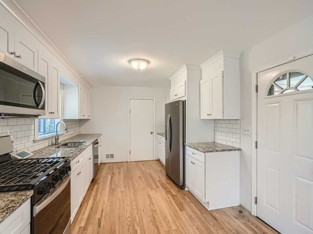 1087 Sharonton Way, Stone Mountain, GA, USA, 30083 - Thumbnail 5