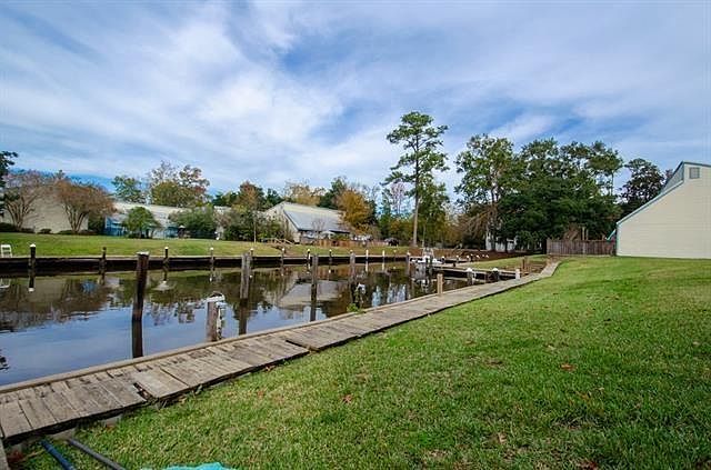 350 Atalin St APT 11A Mandeville, LA 70448  | Condominium