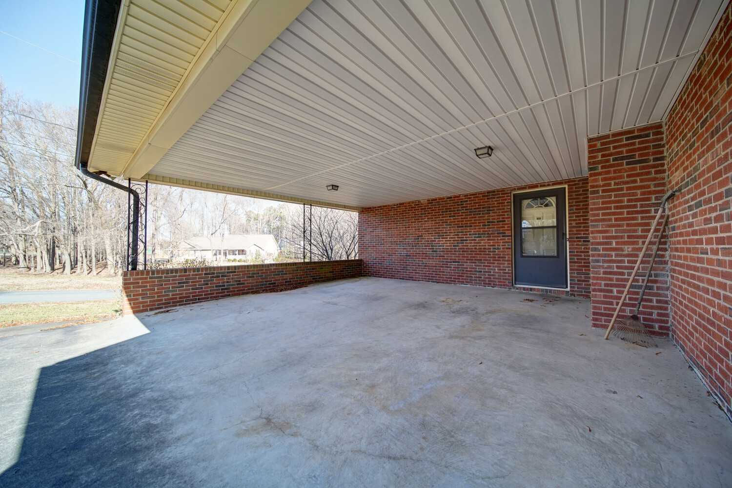 201 South Ferry Road, New London, NC, USA, 28127 | Single Family