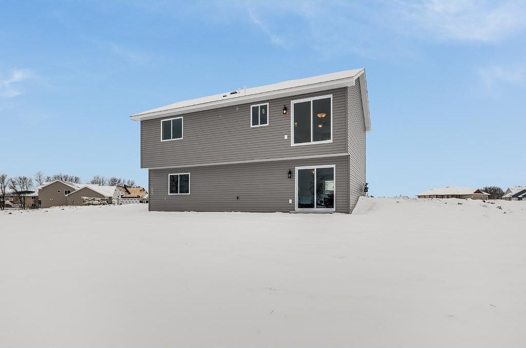 4787 261st St Wyoming, MN 55092 | Single Family