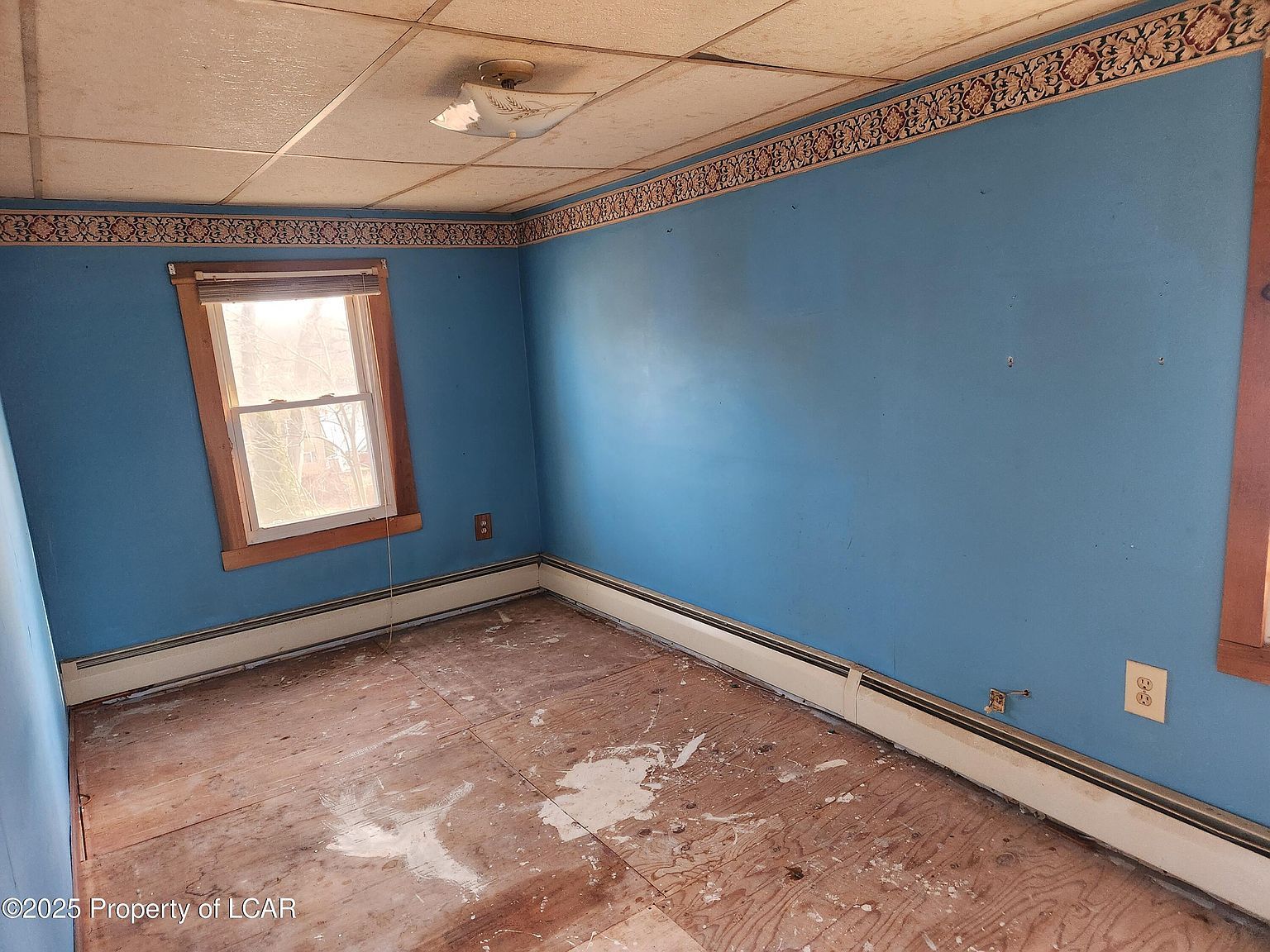 16 Vandermark Ave Mountain Top, PA 18707 | Single Family