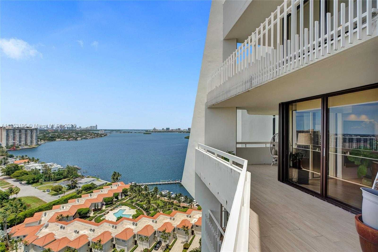 4000 Towerside Terrace, PH9, Miami, FL 33138, USA | Condominium