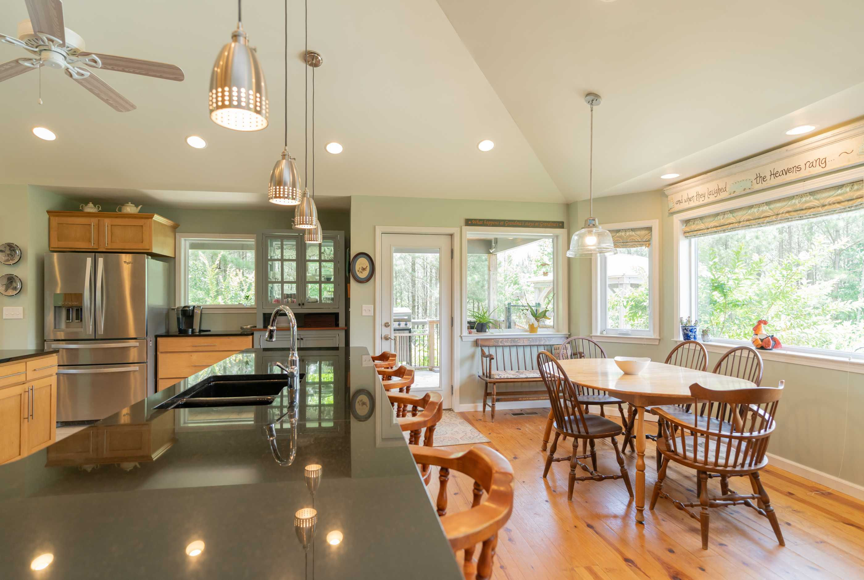 1455 Thunder Ridge Dr, South Pittsburg, TN, USA, 37380 - Thumbnail 5