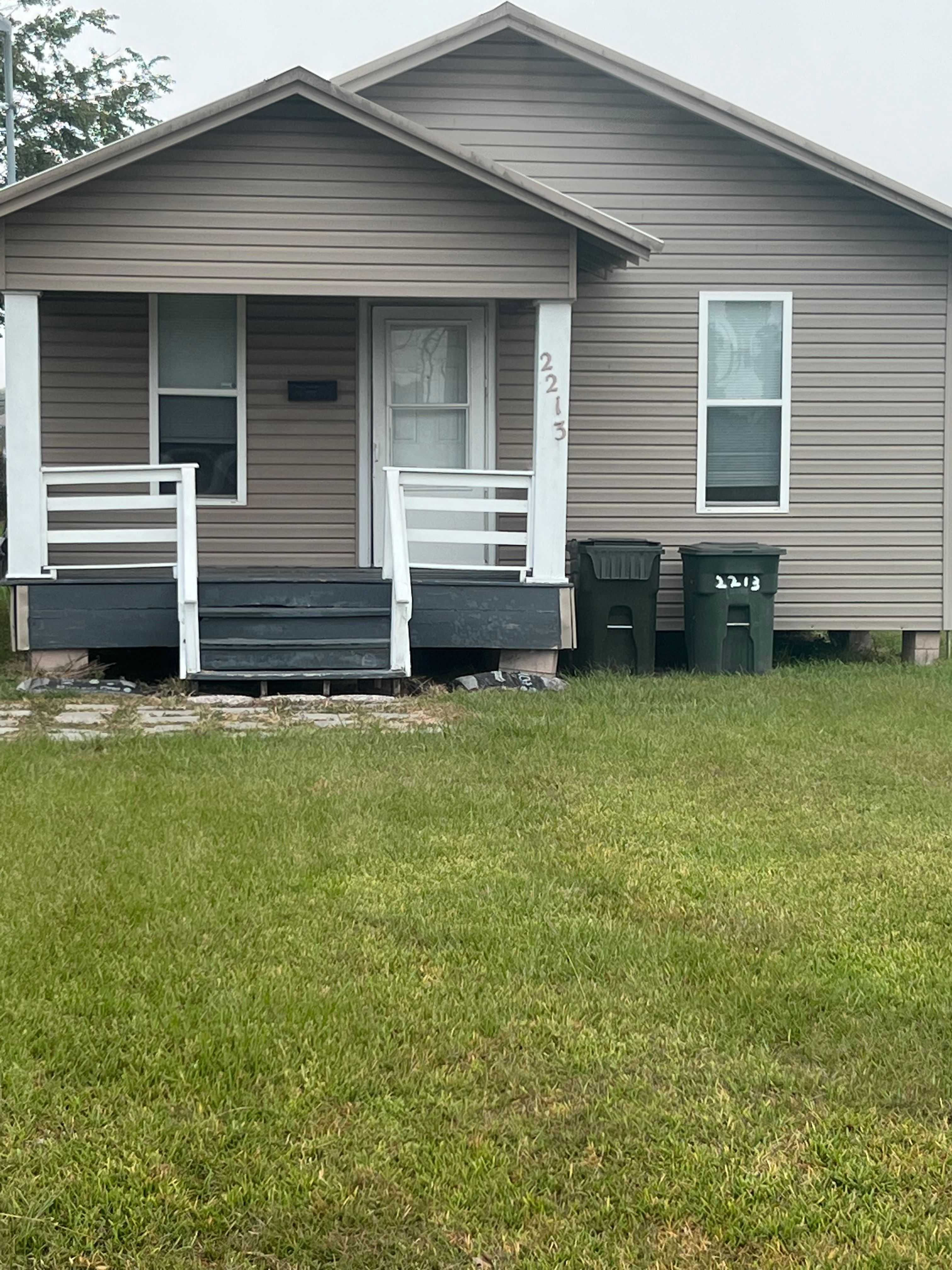 2213 11th Street, Lake Charles, LA, USA, 70601  | Single Family