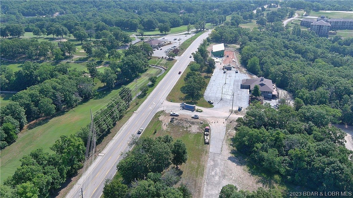 Horseshoe Pkwy Lake Ozark, MO 65049 - Thumbnail 4