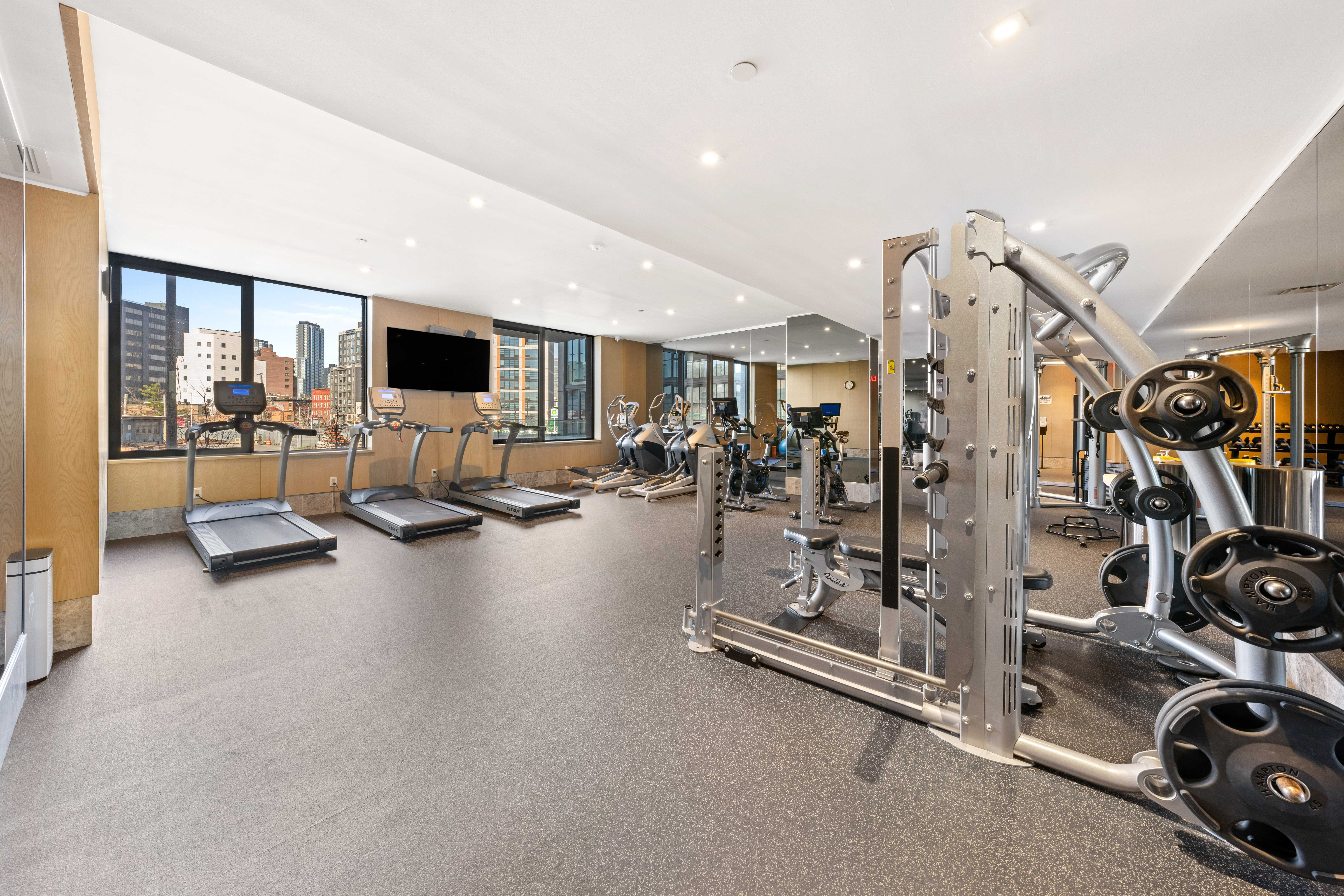 22-18 Jackson Avenue, Long Island City, NY, USA, 11101  | Condominium