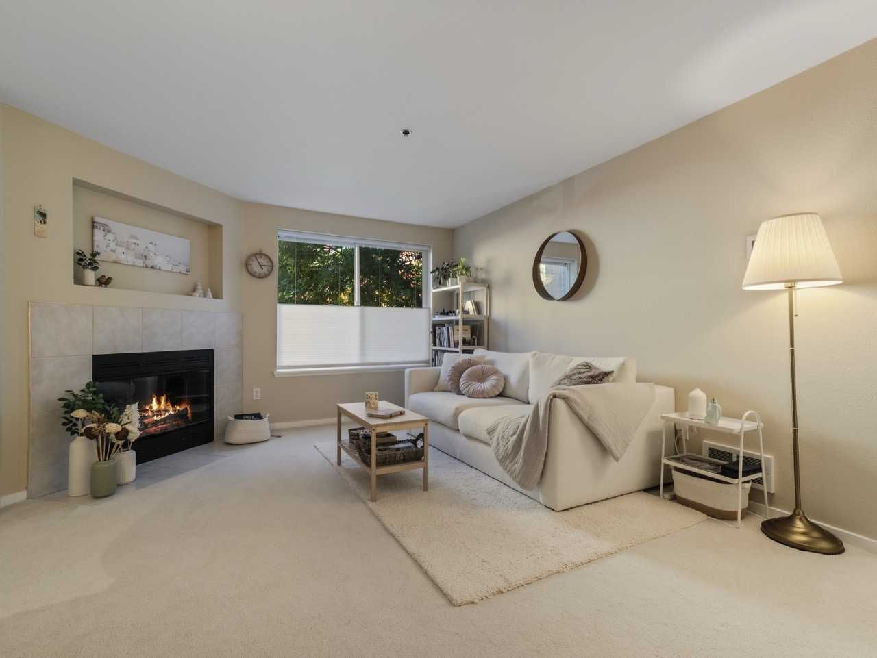 8745 Greenwood Avenue North #311, Seattle, WA, USA, 98103 - Thumbnail 5