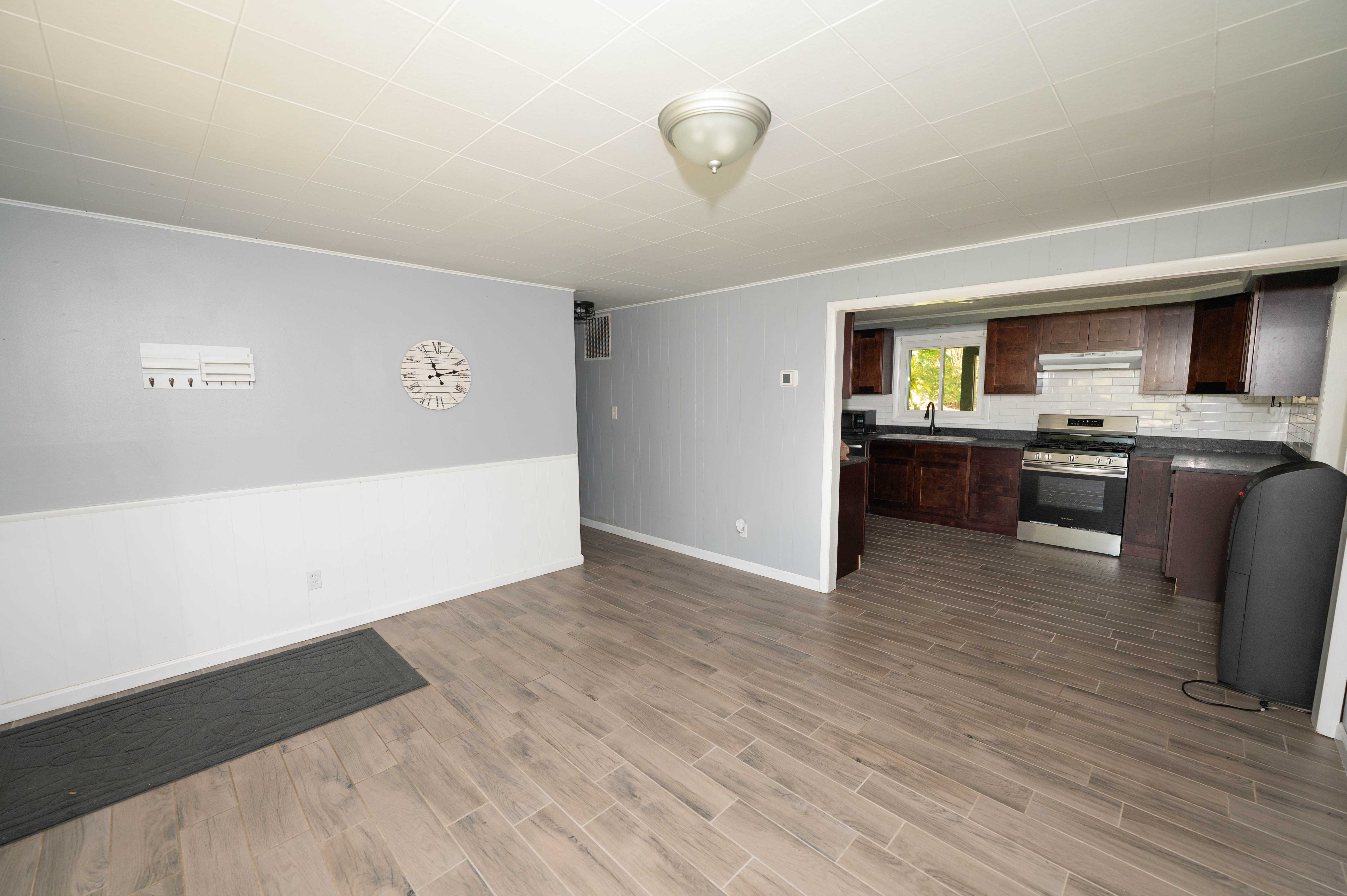 15840 Grace Street, Newbury Township, OH, USA, 44065 - Thumbnail 5