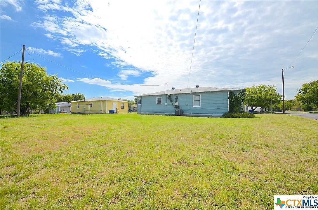 1101 S 13th St Copperas Cove, TX 76522  | Single Family