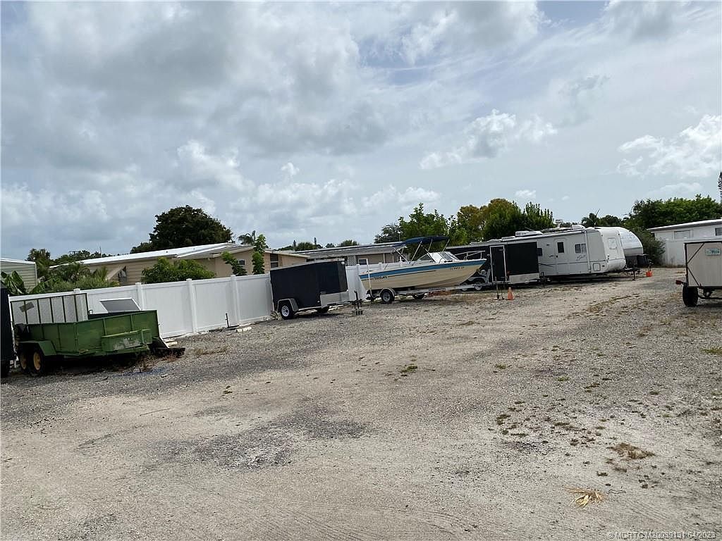 331 NE Tropicalia Ln Jensen Beach, FL 34957  | Land/Lot