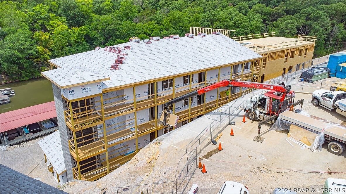 295 Highland Shores Dr #1A Lake Ozark, MO 65049  | Condominium