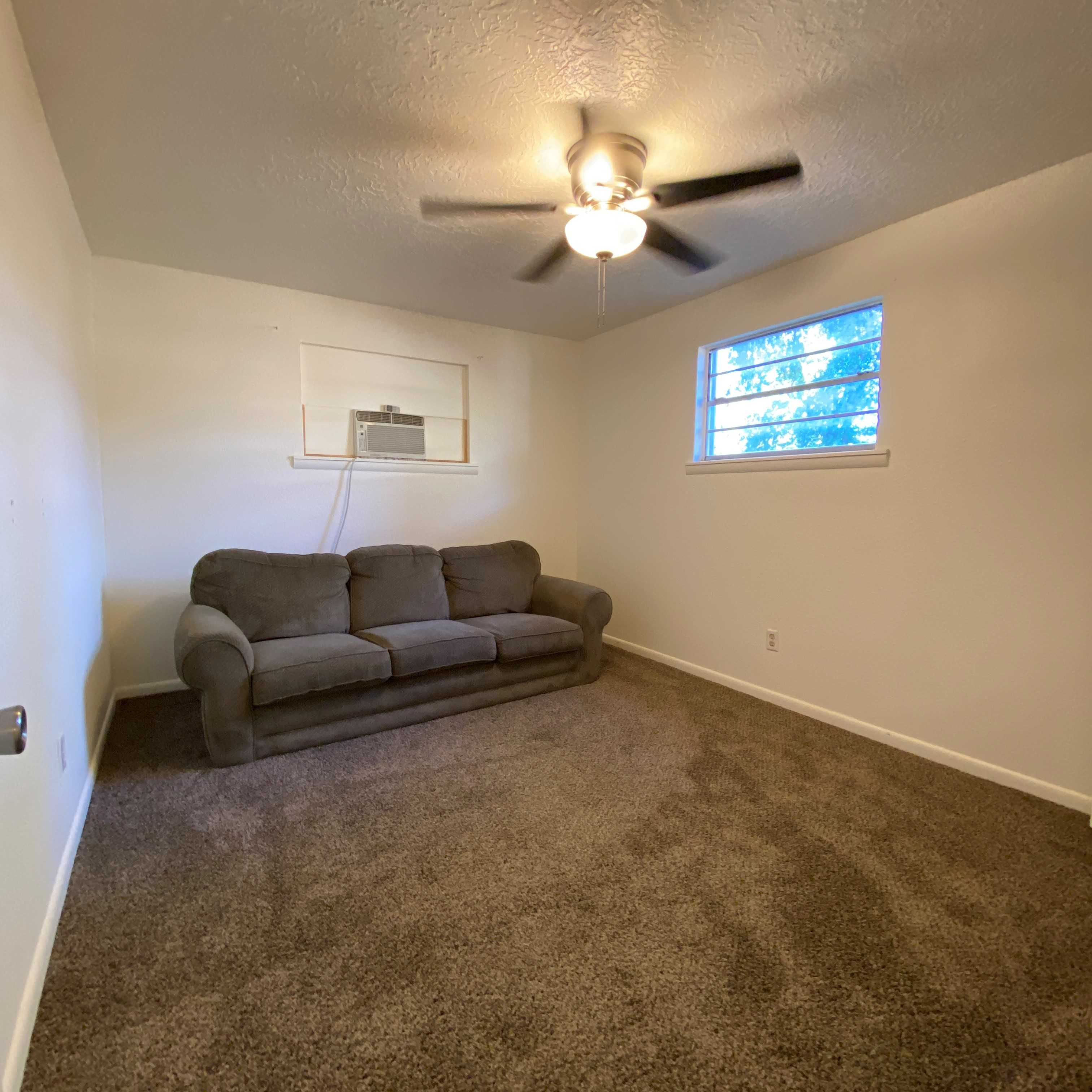 303 W Meek St, Wayne, OK, USA, 73095  | Single Family