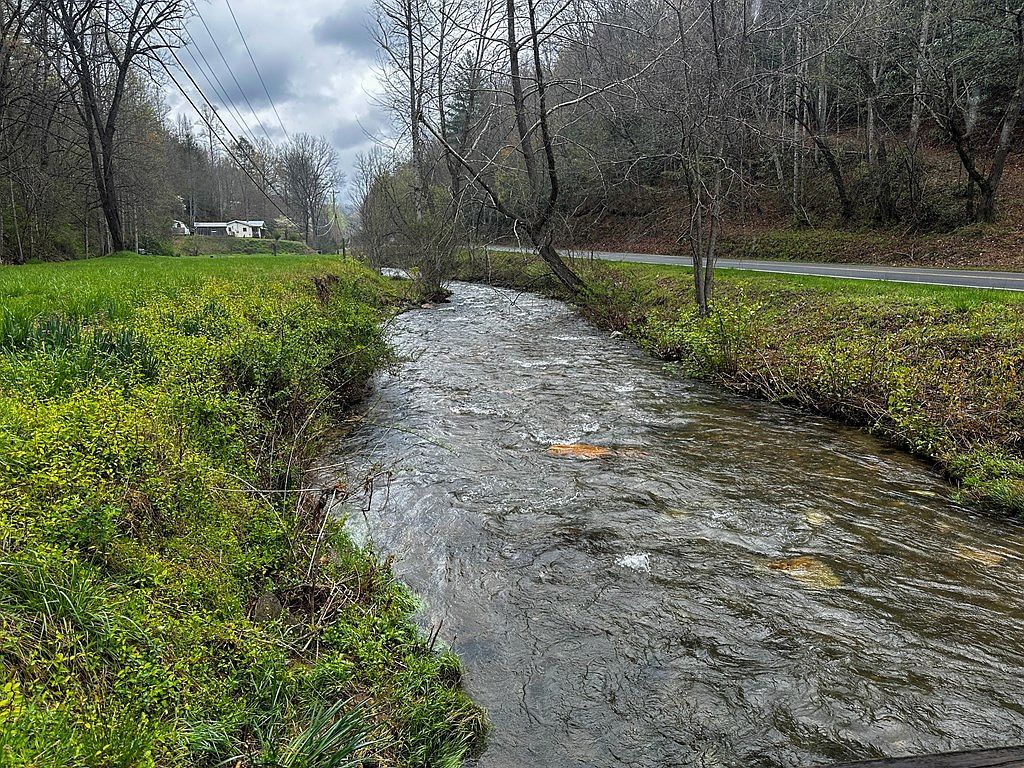 3 Tara Hls Whittier, NC 28789  | Land/Lot