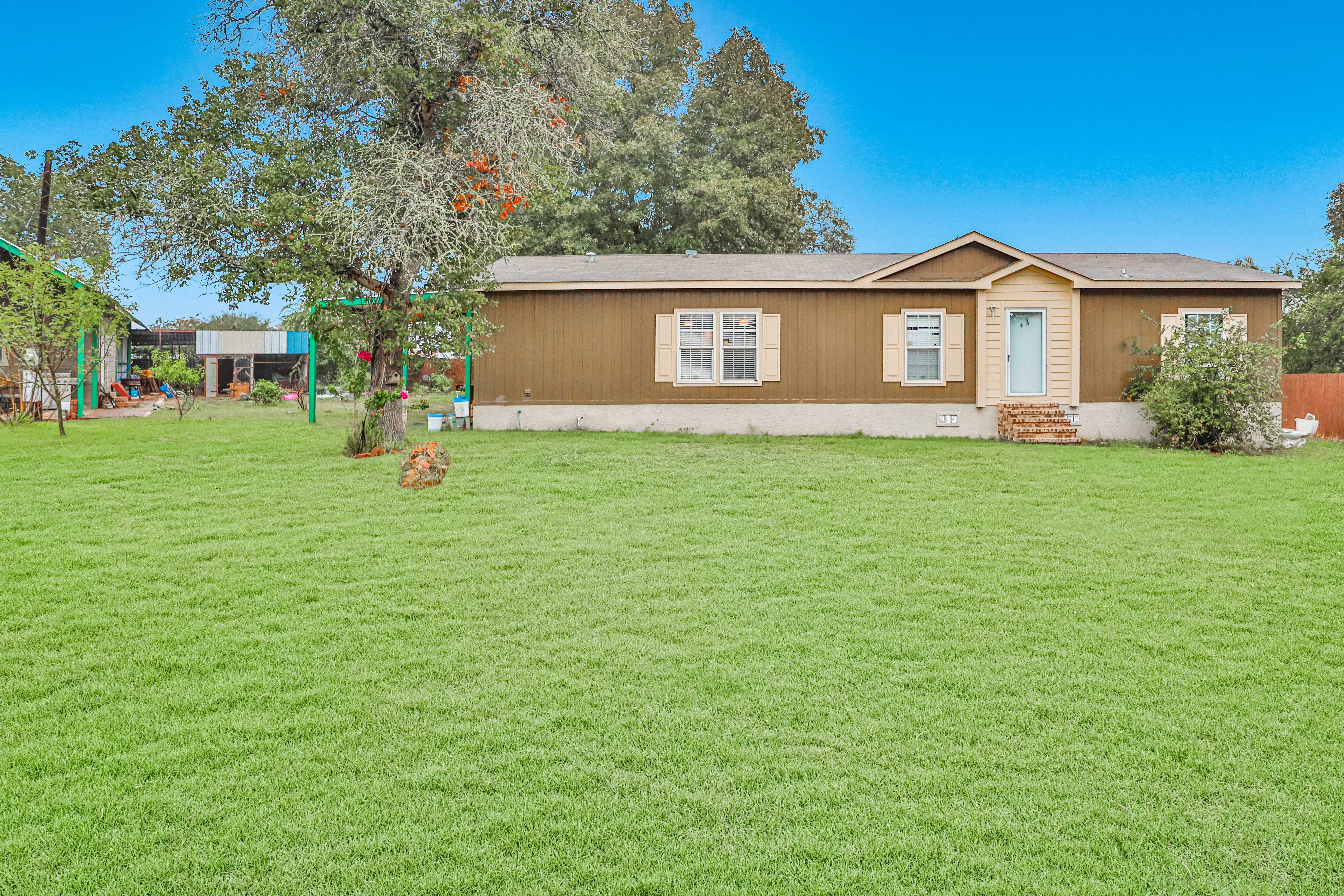 22902 Sweet Liberty, Elmendorf, TX, USA, 78112 | Mobile Home