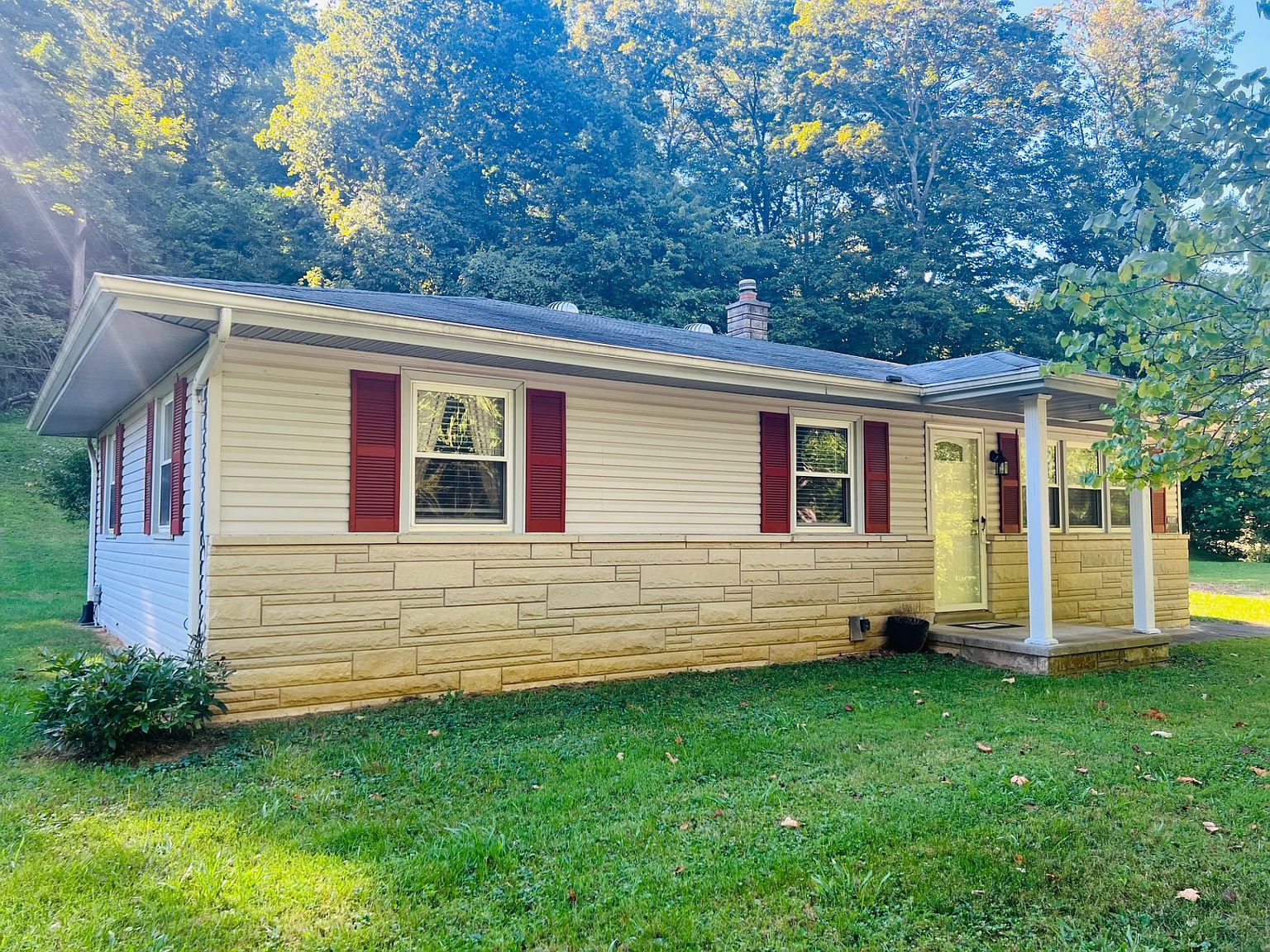 6571 Silverpoint Rd Cannelton, IN 47520  | Single Family