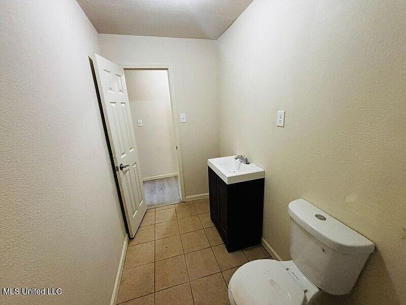 2716 Rutledge Ave Jackson, MS 39213  | Single Family