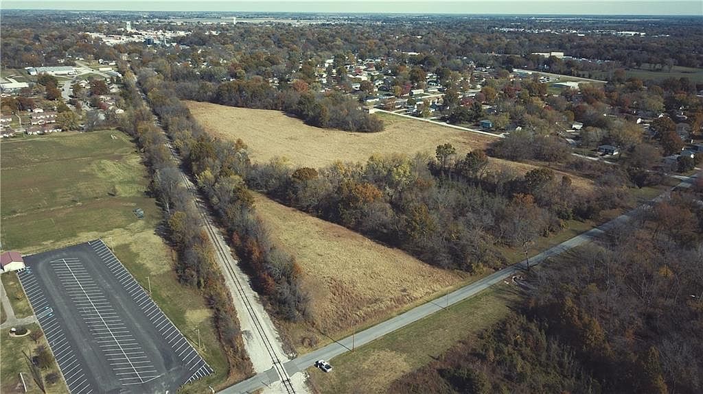 S Water St Clinton, MO 64735  | Land/Lot