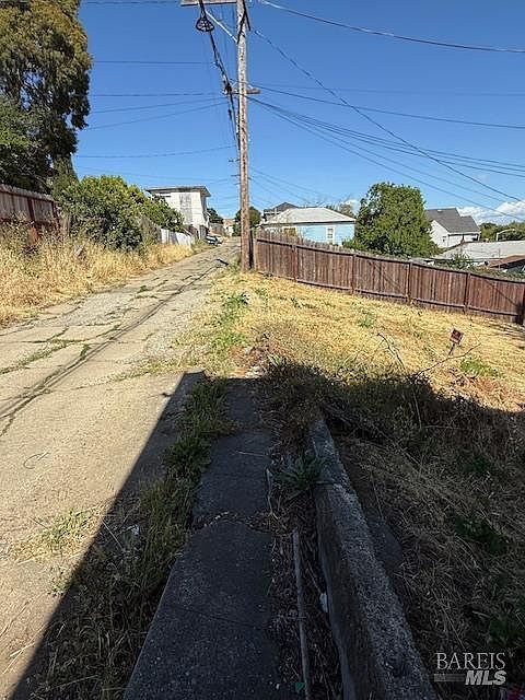 208 Carolina St Vallejo, CA 94590  | Land/Lot