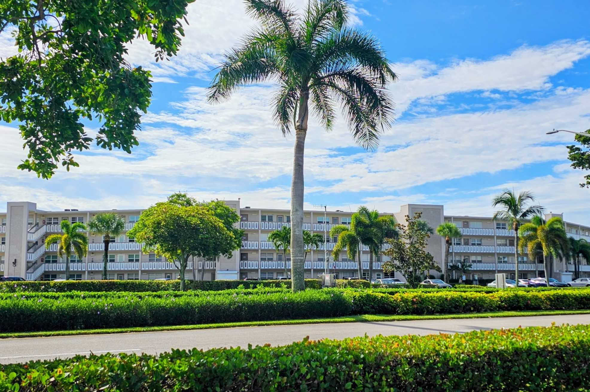 265 Wellington J, West Palm Beach, FL, USA, West Palm Beach, FL, 33417 - Thumbnail 4