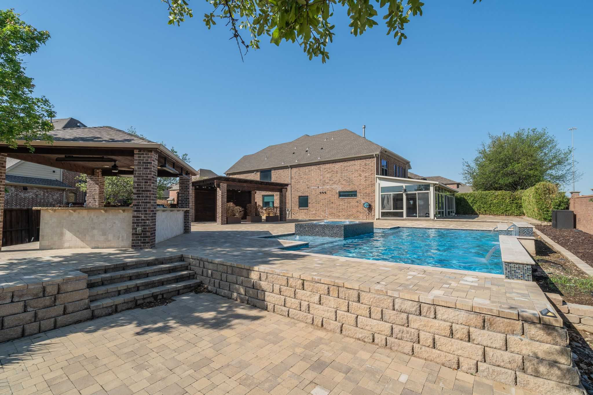 303 San Marcos Dr, Irving, TX, USA, 75039  | Single Family