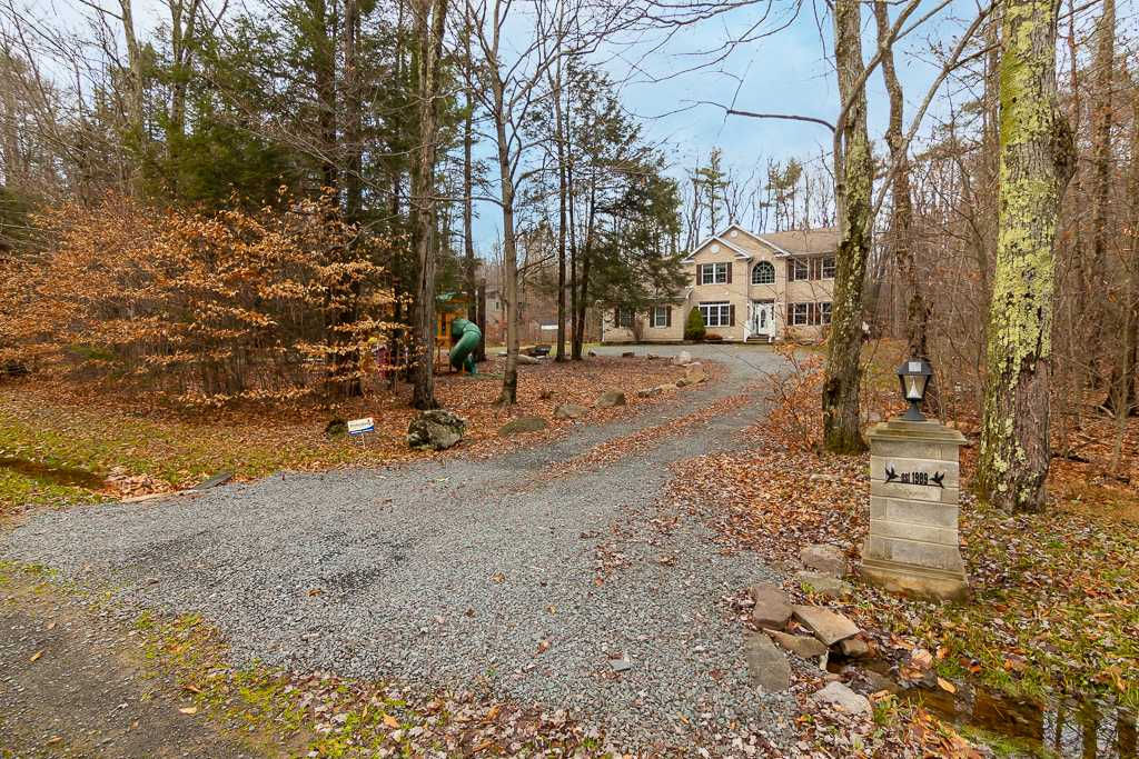 1239 Old Farm Road, Blakeslee, PA, 18610 - Thumbnail 3