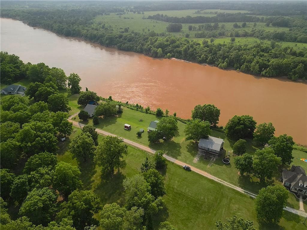 1065 Bernard Resort Pkwy Marksville, LA 71351 | Single Family