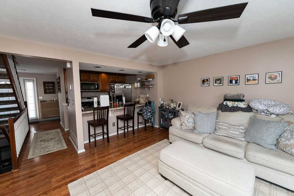 1187 Brookline Pl Apt A, Willoughby, OH, 44094 - Thumbnail 5