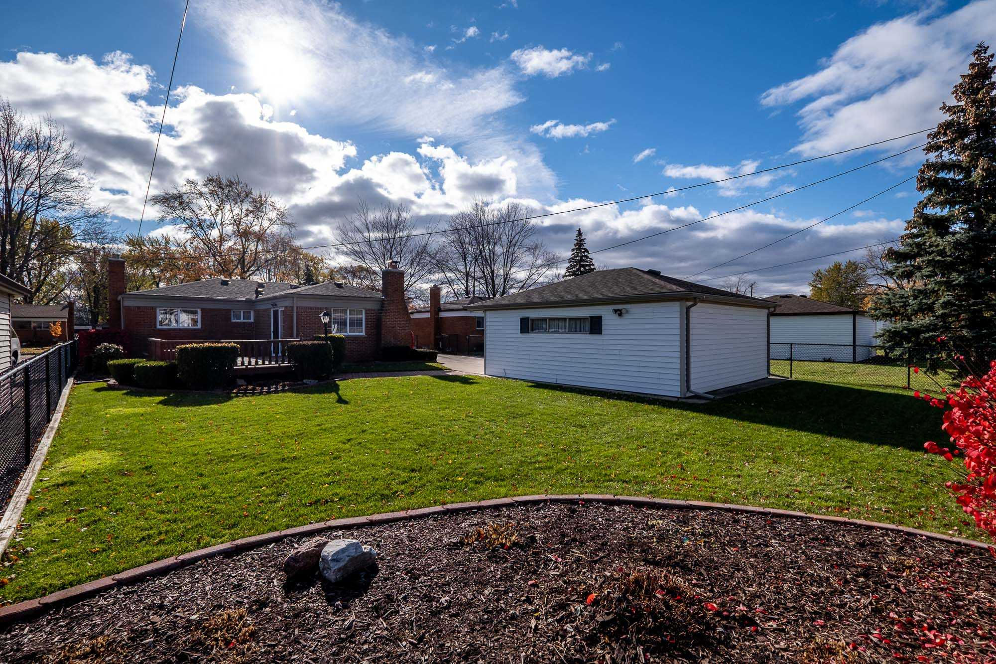 11355 Vulcan Avenue, Warren, MI 48089, USA  | Single Family