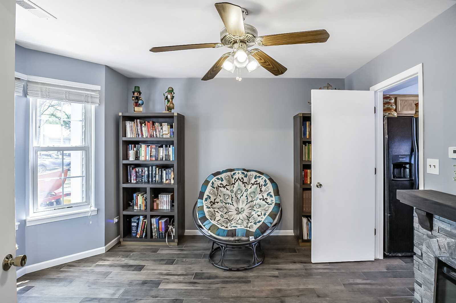 3021 Max Court, Island Lake, IL, USA, 60042 - Thumbnail 4