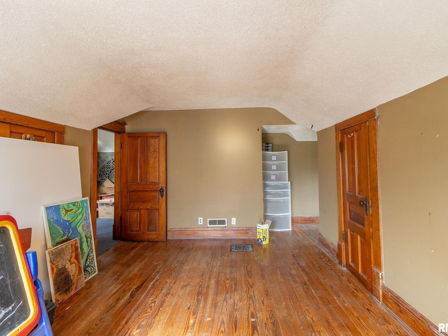 108 E Grant St Avon, IL 61415  | Single Family