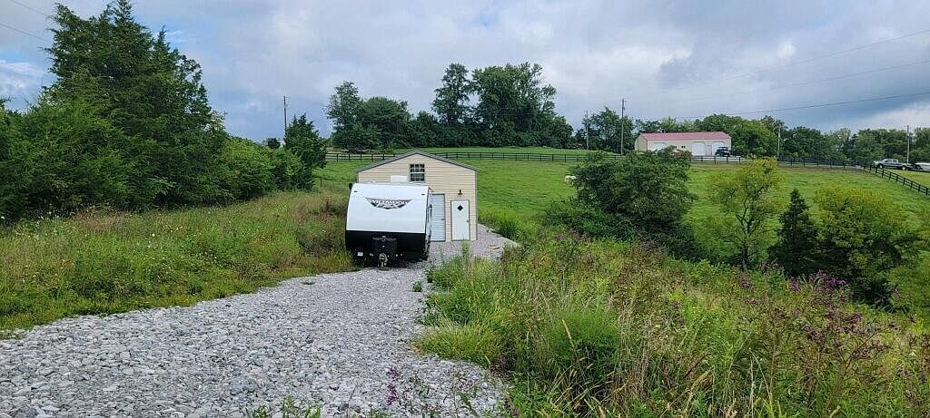 15711 Pfanstiehl Rd De Mossville, KY 41033  | Single Family