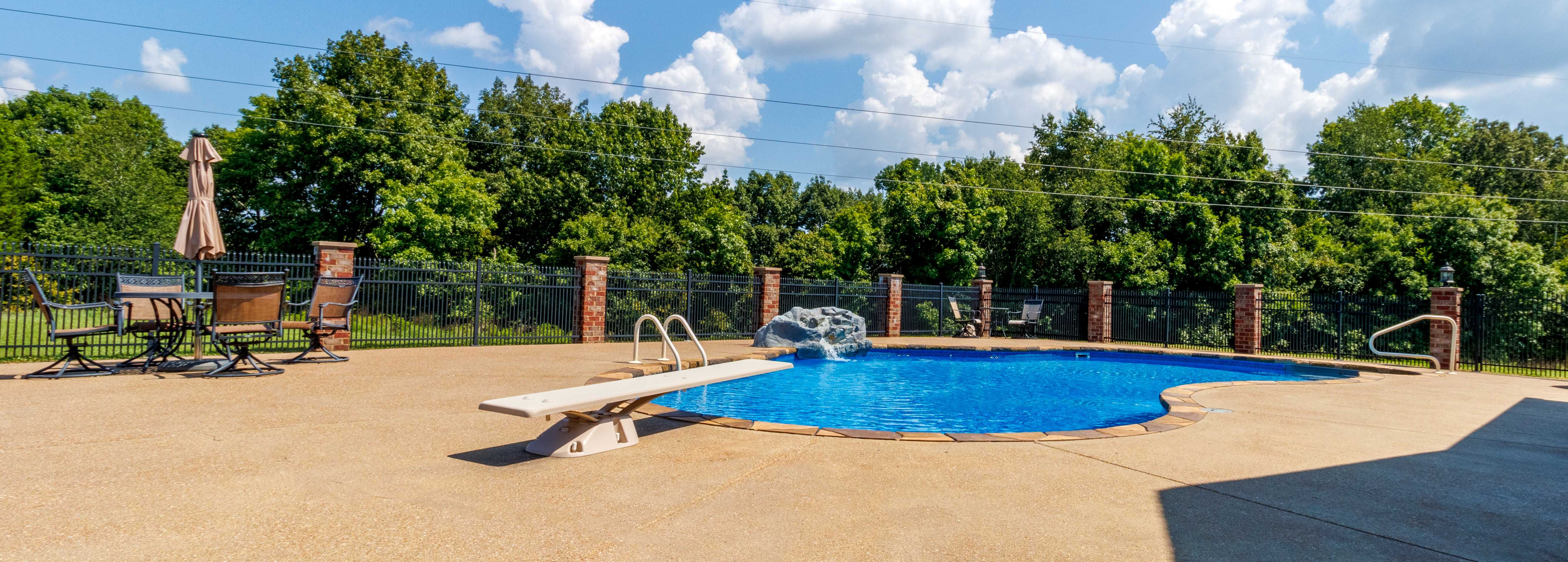 321 Ussery Road, Clarksville, TN, USA, 37043  | Single Family