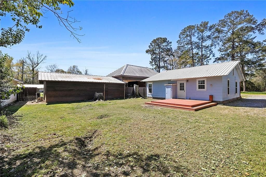 231 9th Ave Franklinton, LA 70438  | Single Family