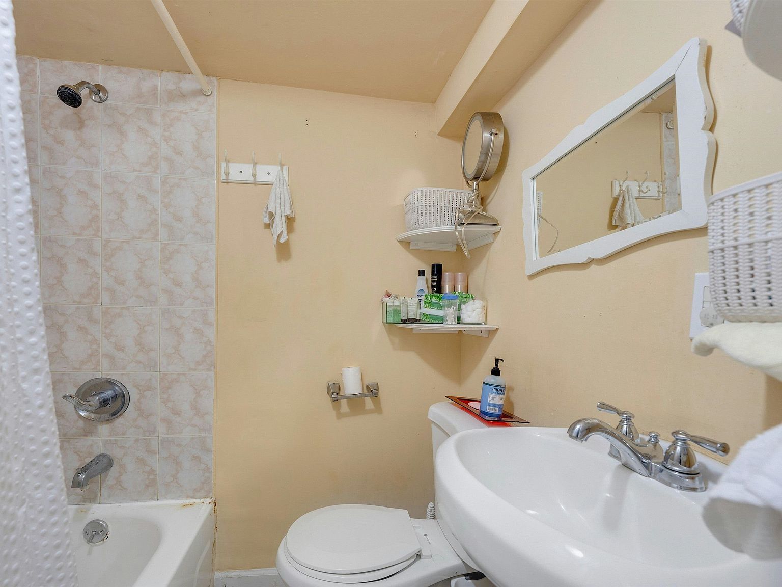 709 10th St Union City, NJ 07087  | Single Family