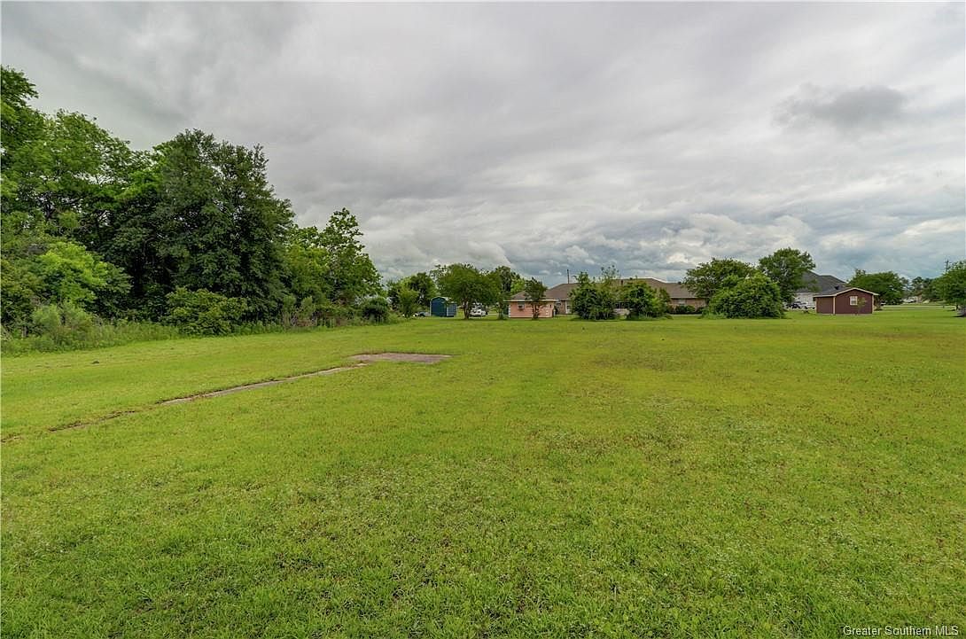 6707 Oriole Cir Iowa, LA 70647 | Single Family