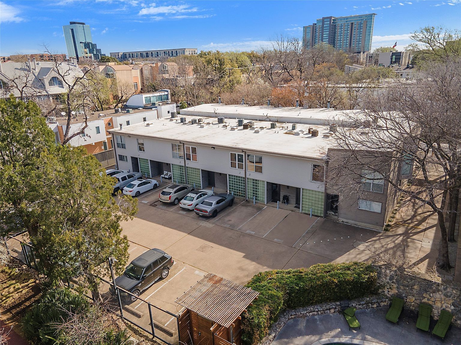 4241 Buena Vista St APT 14 Dallas, TX 75205 | Condominium