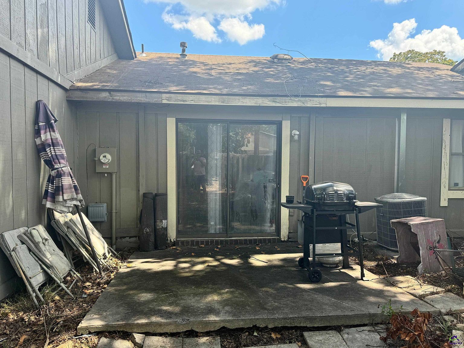 124 Stonehedge Dr Warner Robins, GA 31088  | Condominium