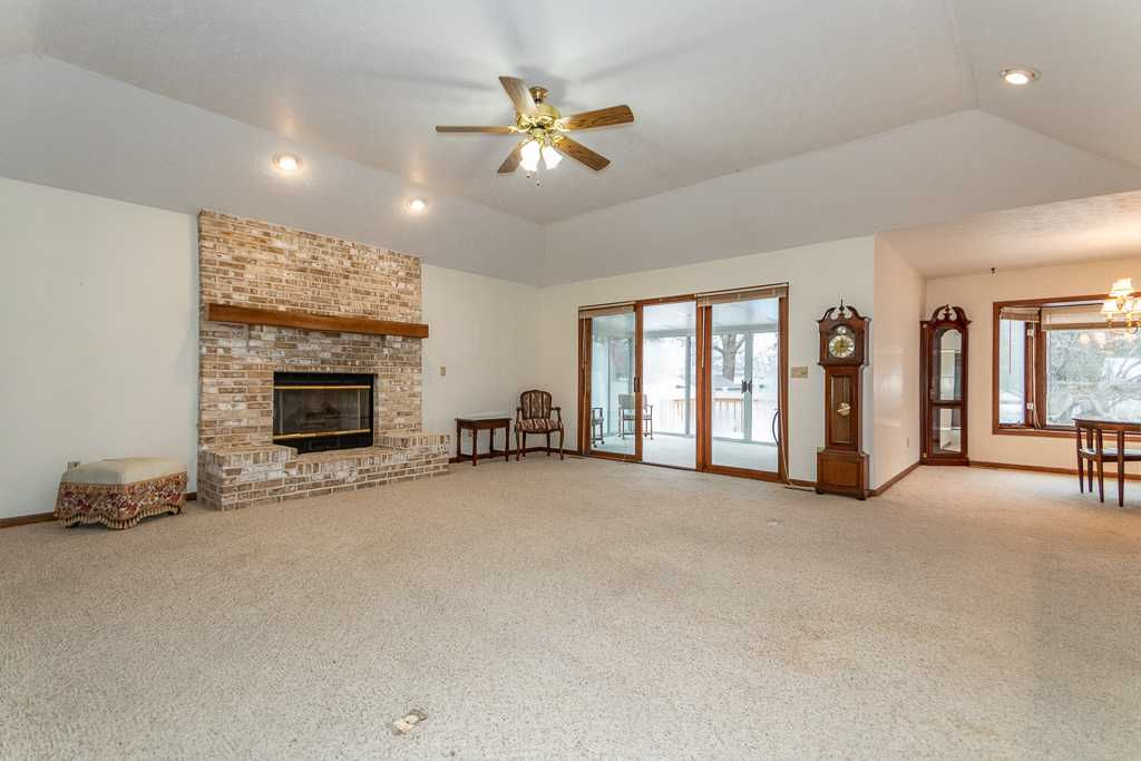 36348 Valley Ridge Drive, Eastlake, OH, USA, 44095 - Thumbnail 4