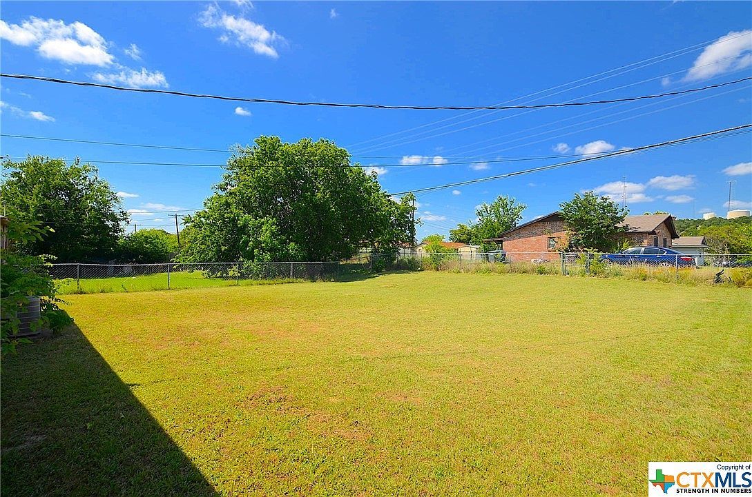 704 W Avenue B Copperas Cove, TX 76522 | Single Family