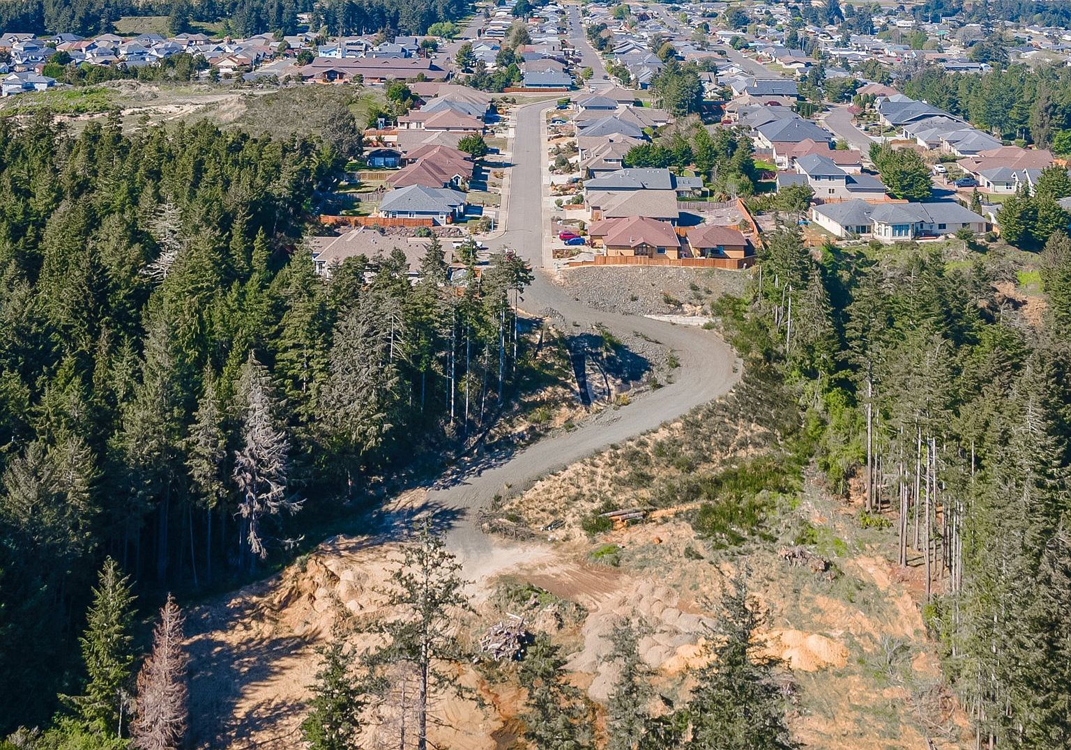 2215 Garfield St North Bend, OR 97459  | Land/Lot