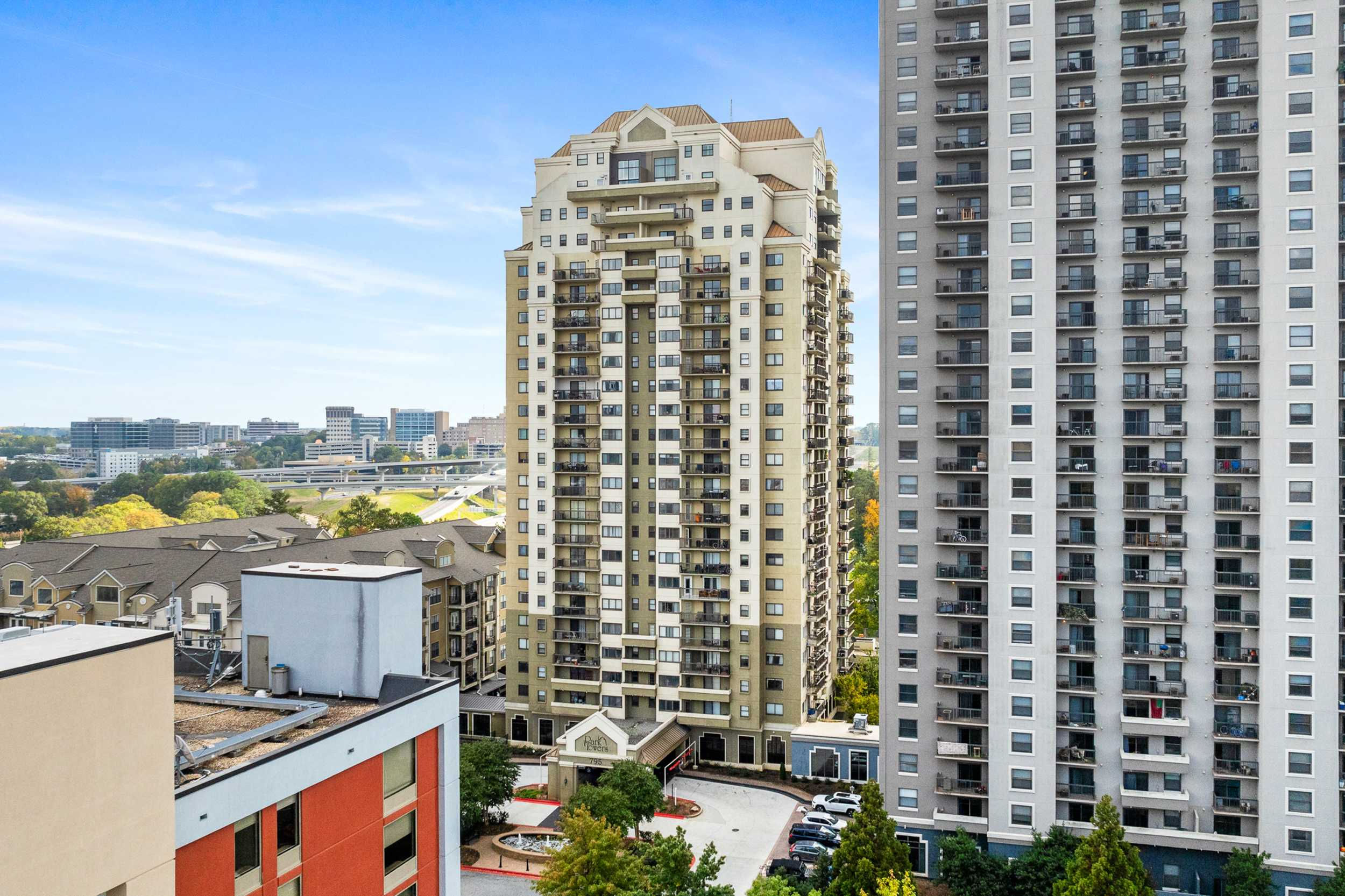 795 Hammond Drive unit 801, Atlanta, Georgia 30328, USA, 30328