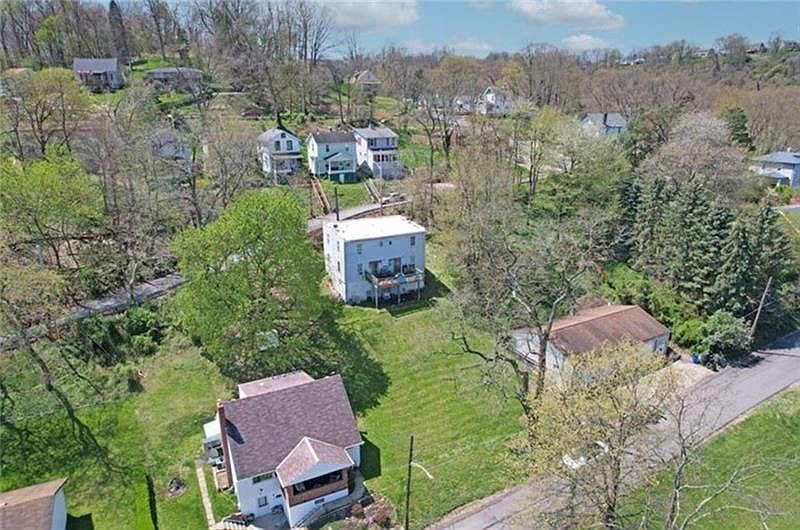 517-519 Hiland Ave Coraopolis, PA 15108  | Multi Family