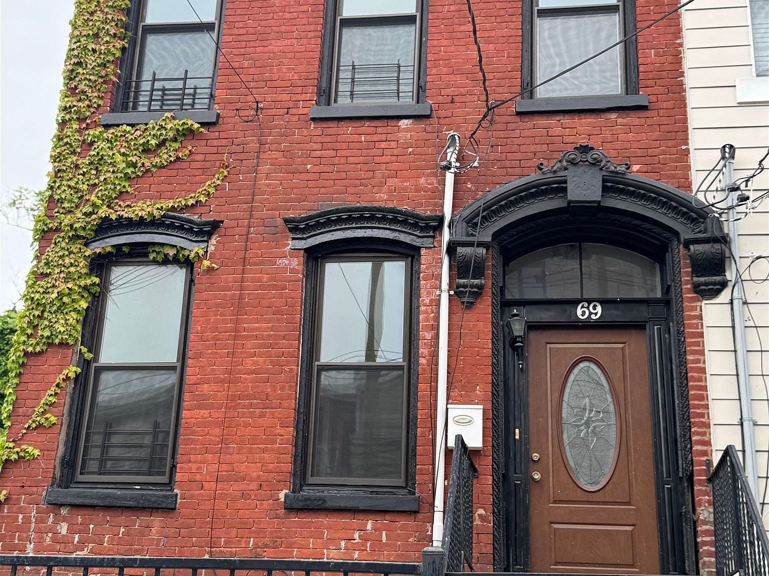 69 Jewett Ave Jersey City, NJ 07304  | Multi Family