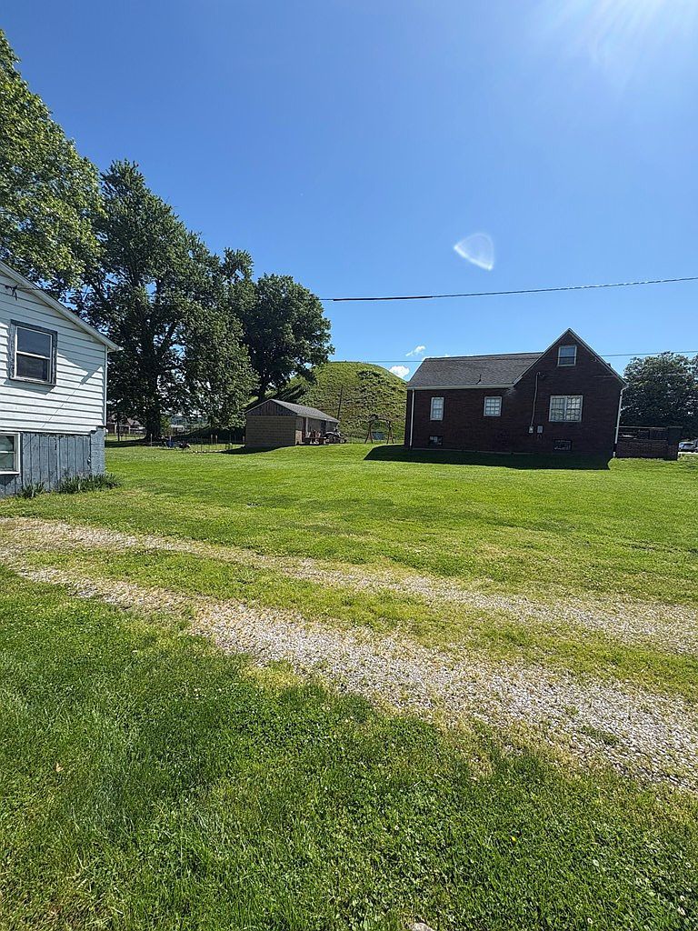 520 10th St Moundsville, WV 26041 | Multi Family