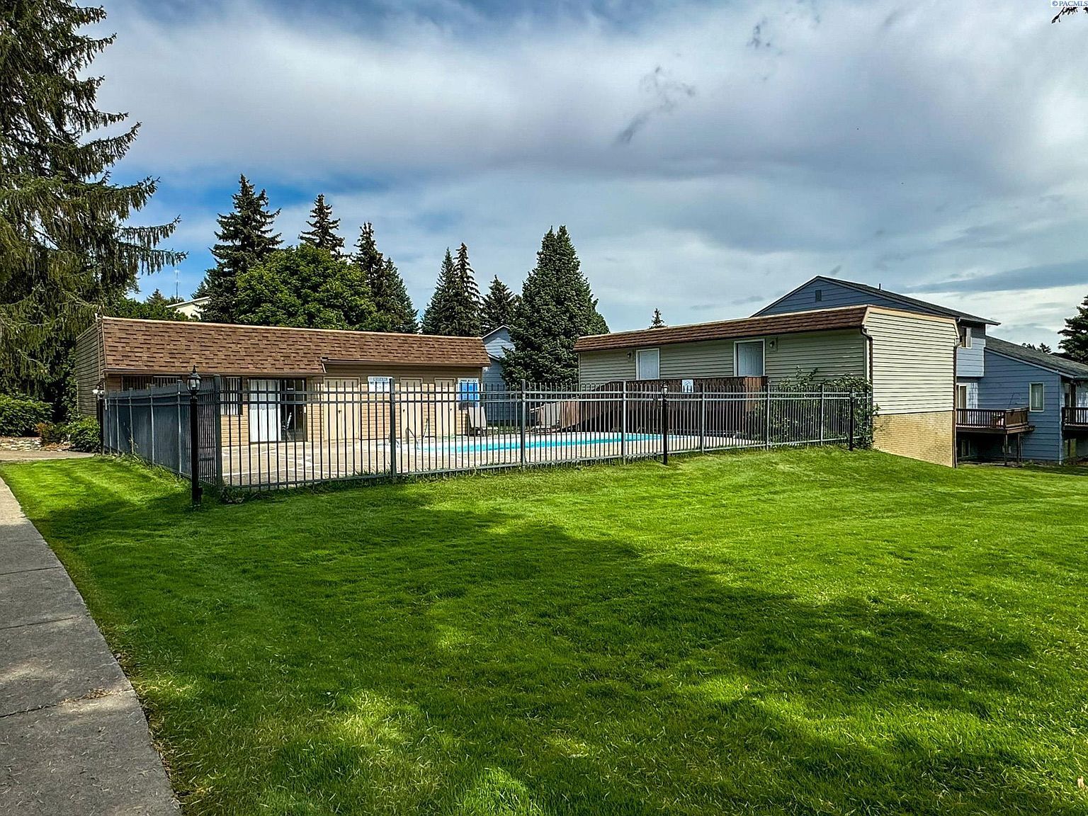 600 SW Crestview St APT 11 Pullman, WA 99163  | Condominium