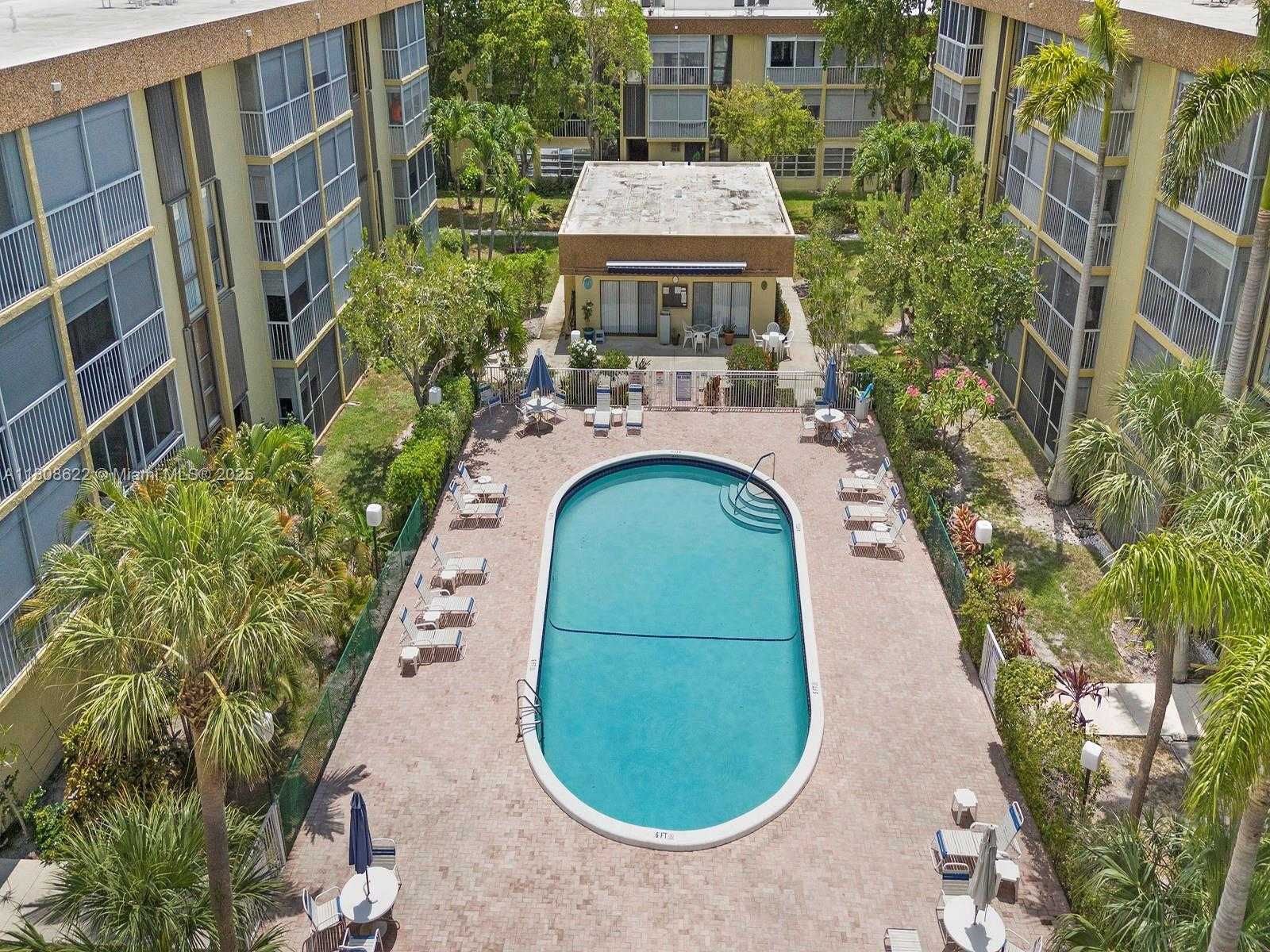 367 South Federal Highway b206, Deerfield Beach, FL, USA, 33441  | Condominium