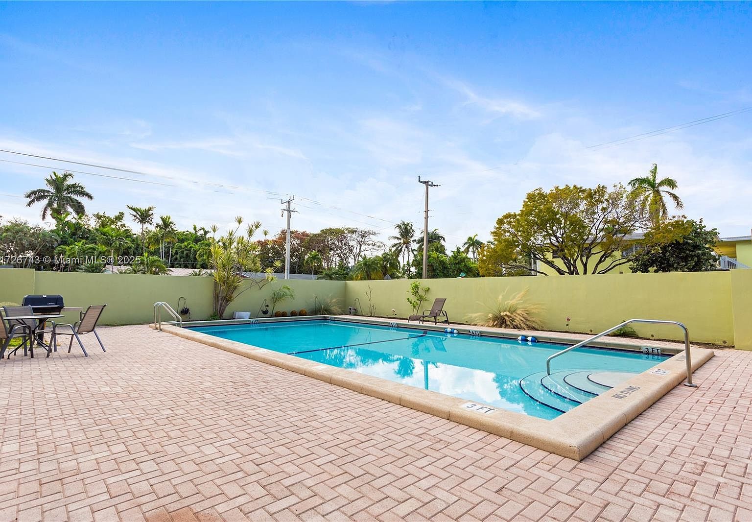 1425 Arthur St APT 205A Hollywood, FL 33020 | Condominium