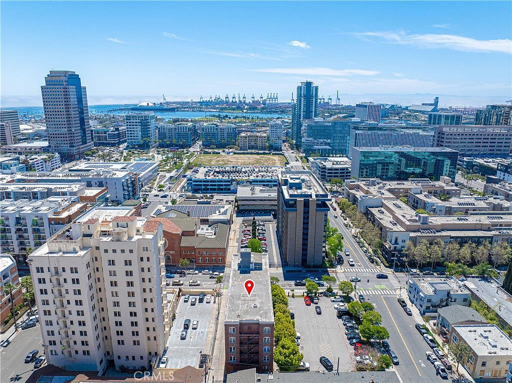 325 W 3rd St UNIT 210 Long Beach, CA 90802  | Condominium